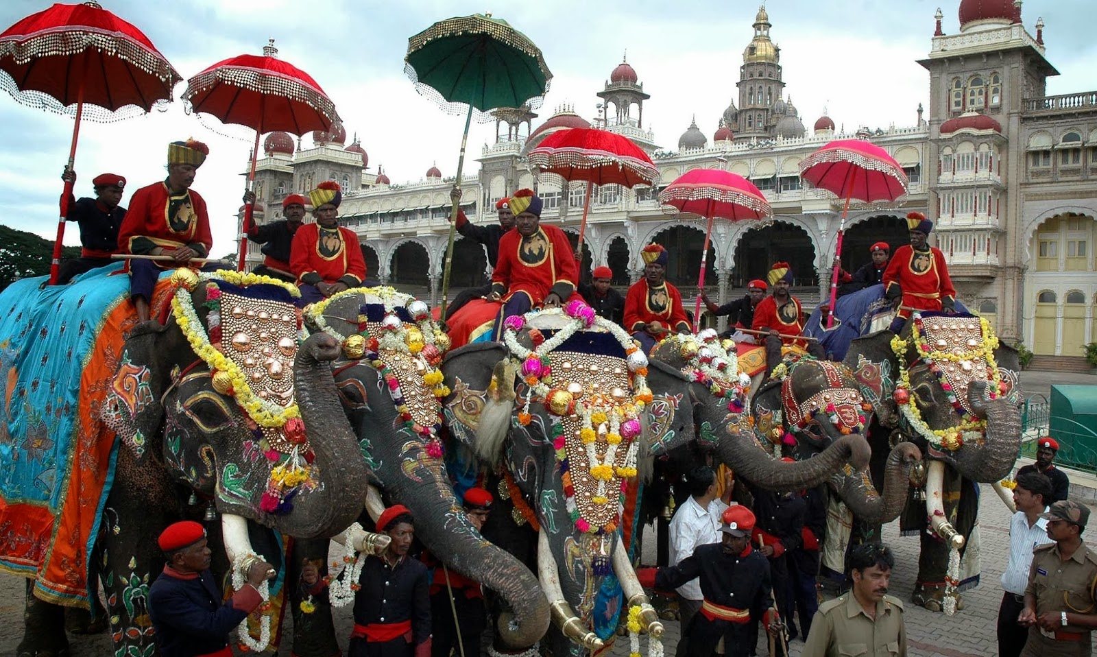 Live from the Mysuru Dasara procession